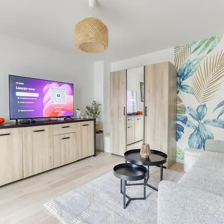 Apartment L Ecrin Chic Terrasse Privee Rueil-Malmaison